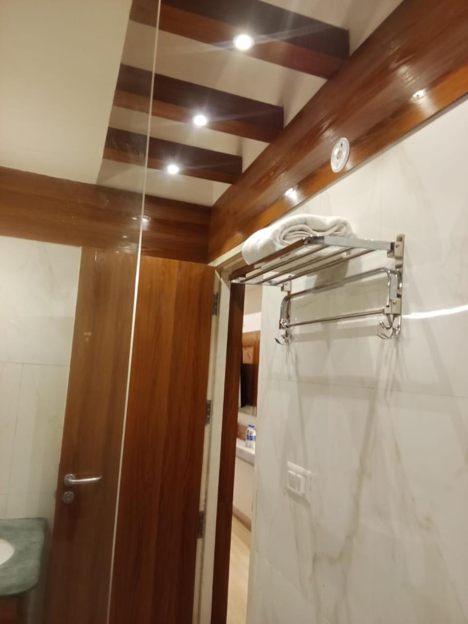 Hotel Maple Tree - Near Ekana Cricket Stadium - Lucknow Buitenkant foto
