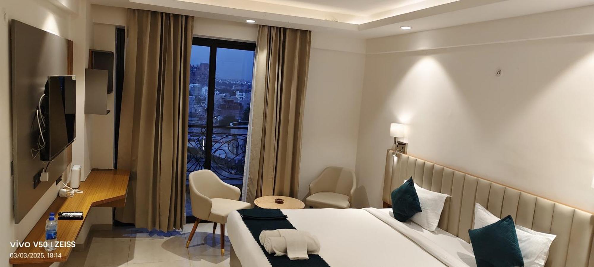 Hotel Maple Tree - Near Ekana Cricket Stadium - Lucknow Buitenkant foto
